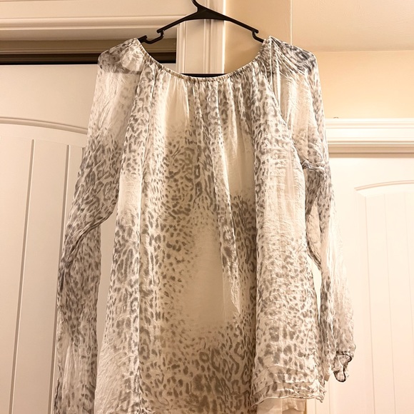 Viola Borghi Sz L Made in Italy 100% silk overlay leopard blouse long sleeve. - Picture 2 of 7